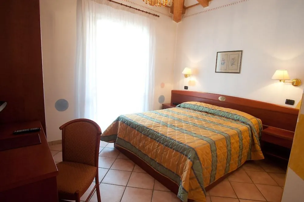 Hotel Romantic Cavaion Veronese Italy