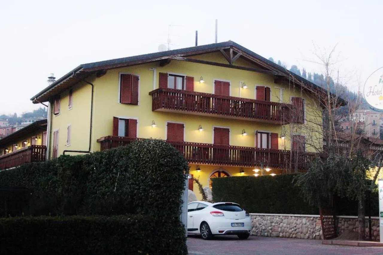 Hotel Romantic Cavaion Veronese Italy