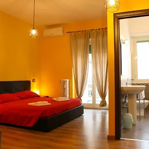 Nonna's House 3*, Rome Italy
